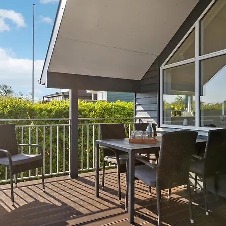 Amazing In With House Sea View *